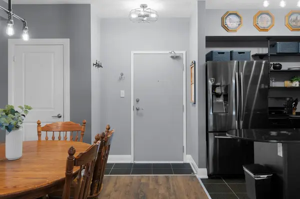 5 Greenwich ST #207, Barrie, ON L4N 7Y8