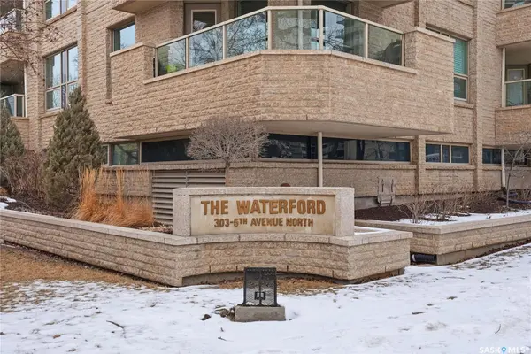 303 5th AVENUE #305, Saskatoon, SK S7K 2P6
