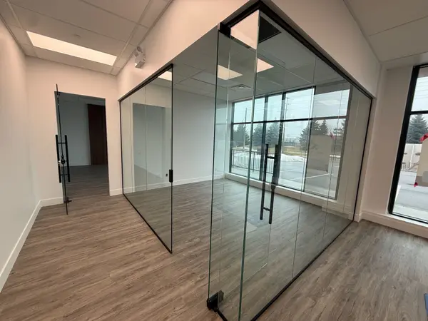 3303 Superior CT #A107, Oakville, ON L6L 0C4