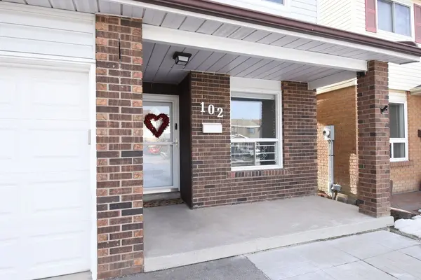 102 Elderwood PL, Brampton, ON L6V 3N3