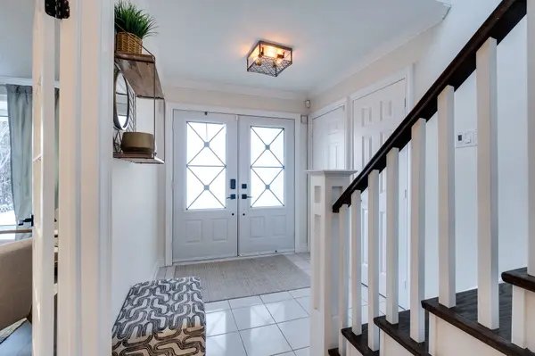 365 Lynn PL, Oakville, ON L6H 2C5