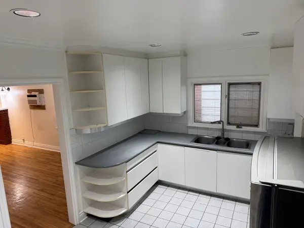 39 Rosethorn AVE #Main, Toronto W03, ON M6N 3K7