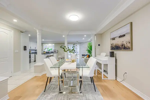 2250 Rockingham DR #6, Oakville, ON L6H 6J3