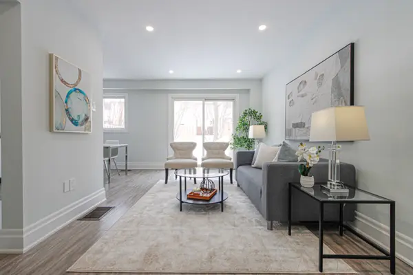 1532 Lancaster DR #41, Oakville, ON L6H 2Z3