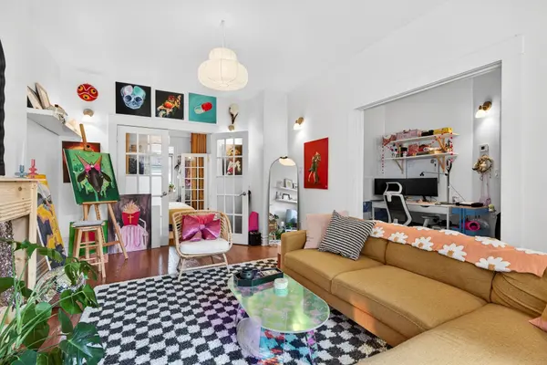 256 Keele ST, Toronto W02, ON M6P 2K3