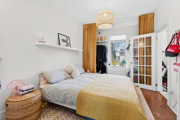 256 Keele ST, Toronto W02, ON M6P 2K3