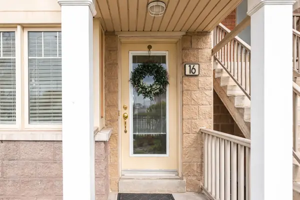 3975 Eglinton AVE W #16, Mississauga, ON L5M 0E7