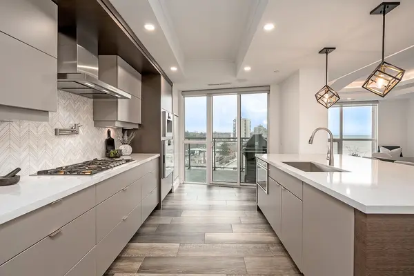 2060 Lakeshore RD #608, Burlington, ON L7R 0G2