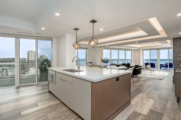 2060 Lakeshore RD #608, Burlington, ON L7R 0G2