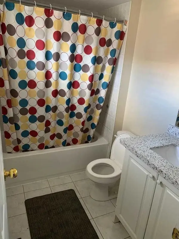 30 Ashdale RD, Brampton, ON L6Y 5M7