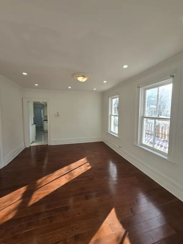 43 David St ST, Brampton, ON L6X 1J3