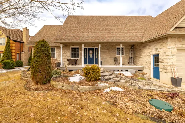 339566 PRESQU'ILE RD, Georgian Bluffs, ON N0H 1S0