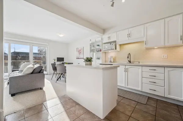 361 Arkell RD #6, Guelph, ON N1L 1E5