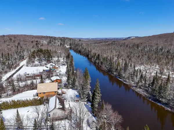 537 Spring Hill RD W, Ryerson, ON P0A 1C0