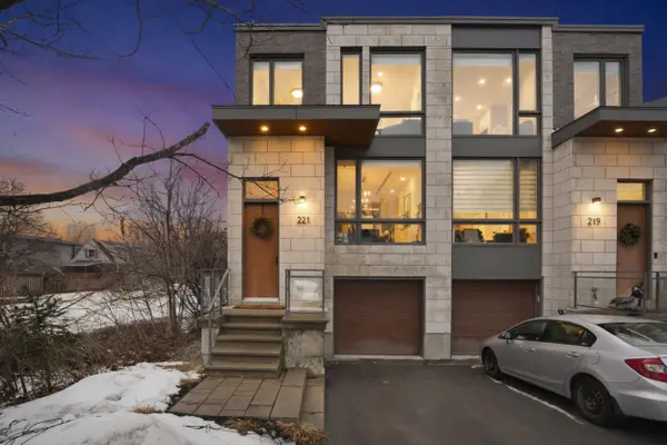 221 Wesley AVE, Westboro - Hampton Park, ON K1Z 7A2