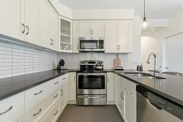 32 Arkell RD #14, Guelph, ON N1L 0L4