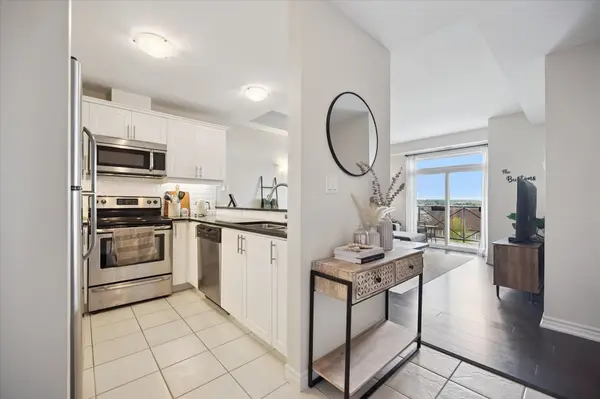 2 Colonial DR #403, Guelph, ON N1L 0K8