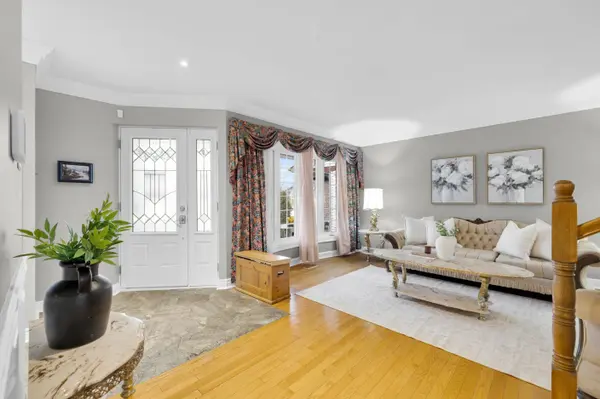 5 Ellisson WAY, Hunt Club - South Keys And Area, ON K1G 4N9