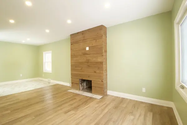 1243 Langmuir AVE #Main Floor, London East, ON N5W 2G2