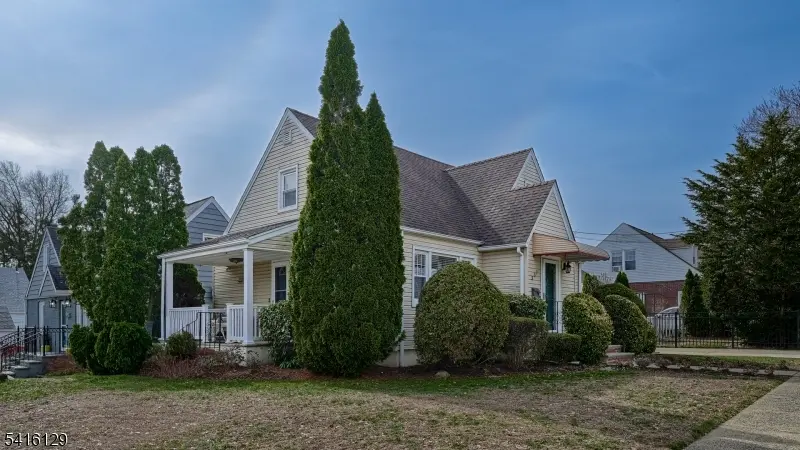 337 Madison Ave, Clifton City, NJ 07011