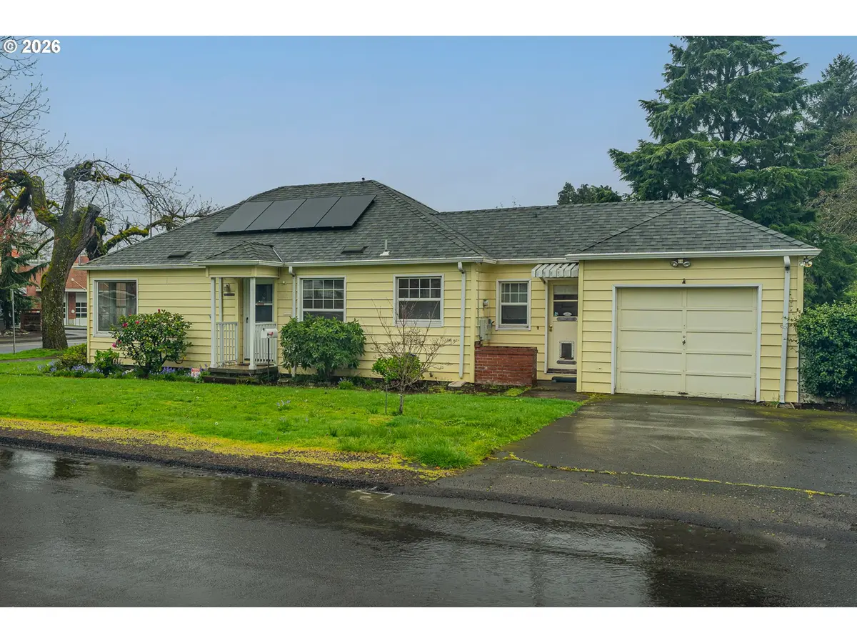 3337 SE HARRISON ST, Milwaukie, OR 97222