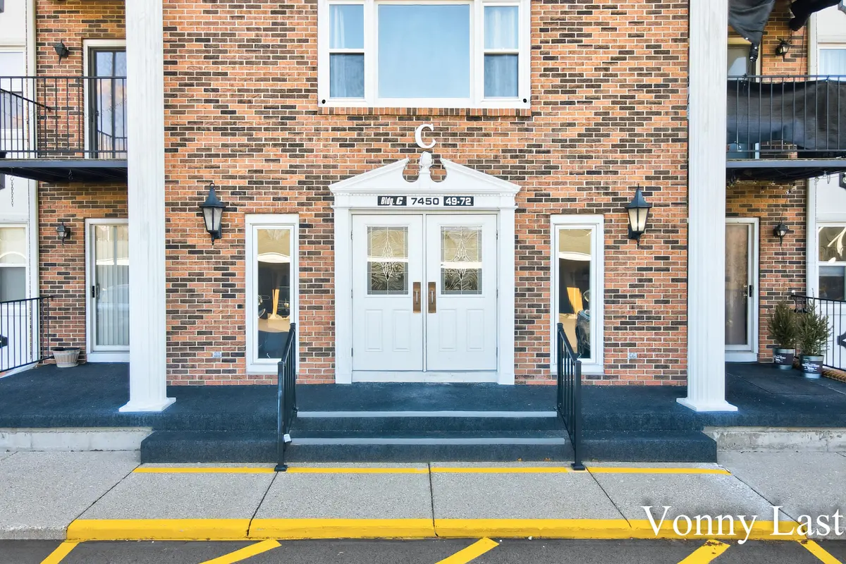 7450 Boulder Bluff DR #69, Georgetown Twp, MI 49428