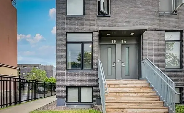 1720 Simcoe ST #15, Oshawa, ON L1G 4X9