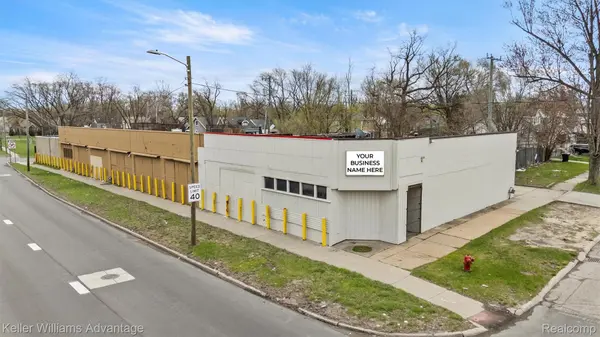 300 E 8 MILE RD, Detroit, MI 48203