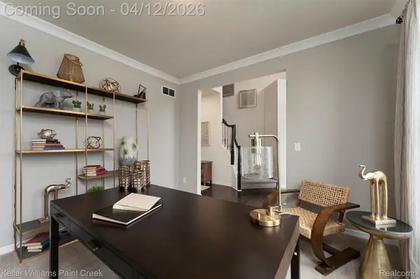 34987 Strathcona BLVD, Sterling Heights, MI 48312