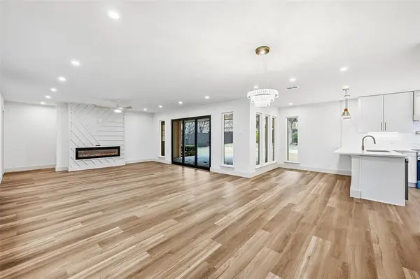 822 Belt Line Plaza, Richardson, TX 75080