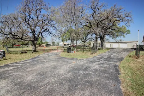 3559 Springfield Road, Springtown, TX 76082