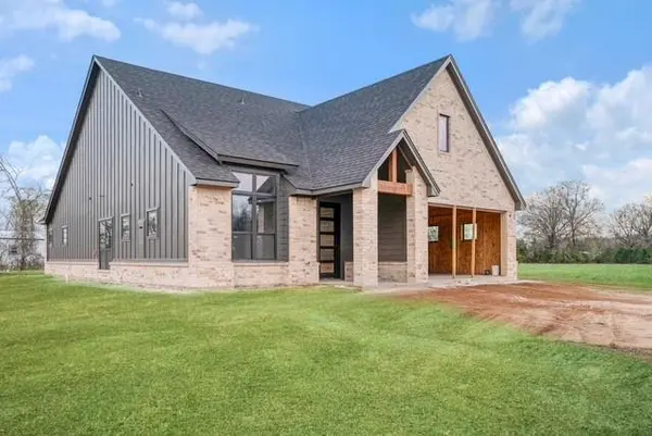 25 Private Road 45855, Blossom, TX 75416