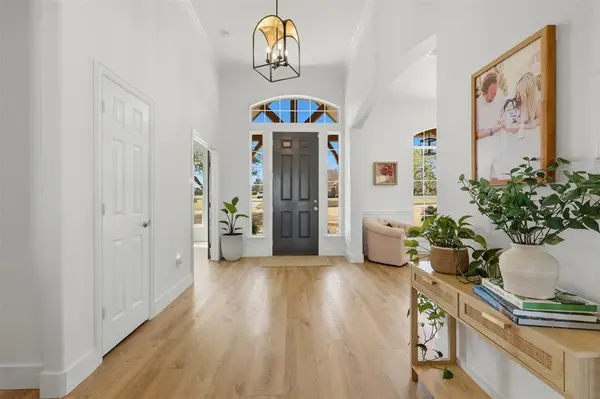 7021 Twin Hills Drive, Joshua, TX 76058