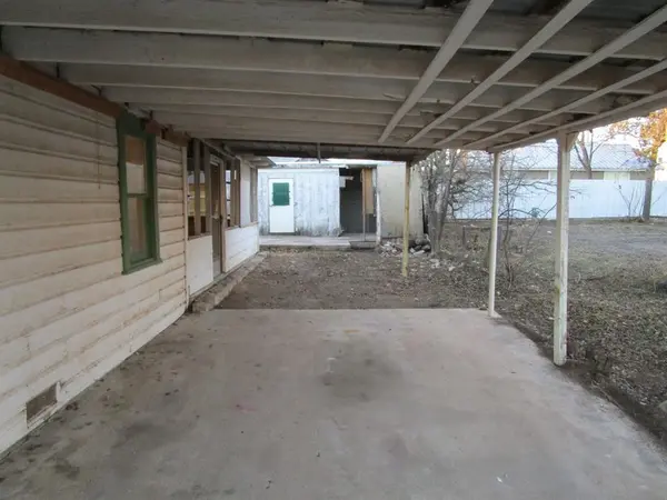 404 E 4th Street, Brady, TX 76825