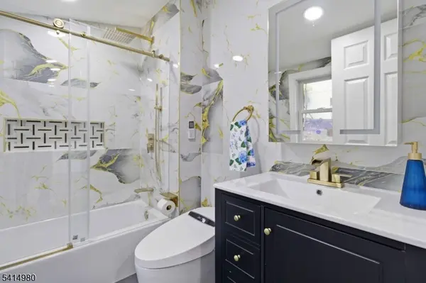 11 Huron Pl, Denville Twp., NJ 07834