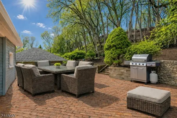 24 W Main St, Clinton Town, NJ 08809