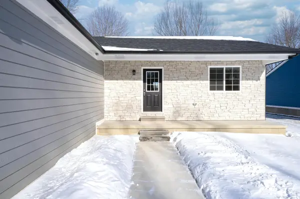 26565 Alray ST, Chesterfield Twp, MI 48051