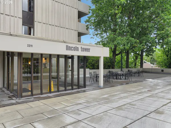 2211 SW 1ST AVE #1104, Portland, OR 97201