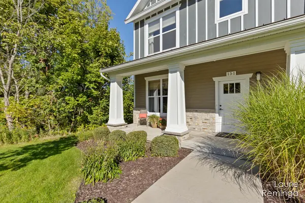 151 Tamarack LN NE, Rockford City, MI 49341