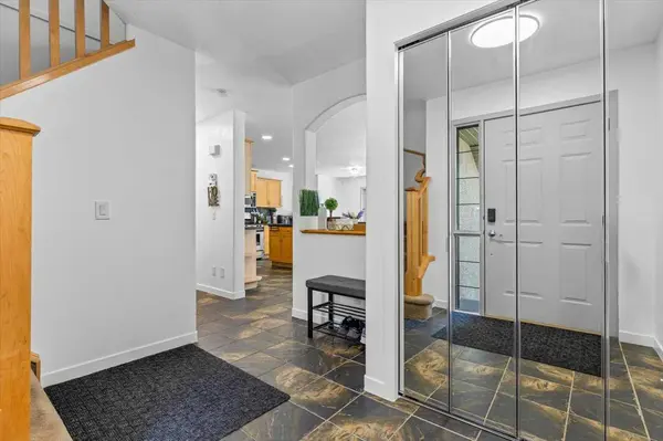 57 Everwillow BLVD SW, Calgary, AB T2Y4G4