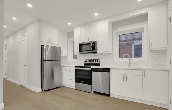 346 Lauder AVE #Main Fl, Toronto C03, ON M6E 3H8