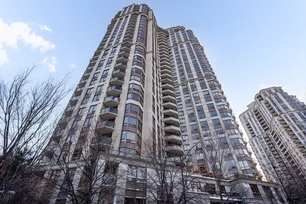 80 Harrison Garden BLVD #1215, Toronto C14, ON M2N 7E3