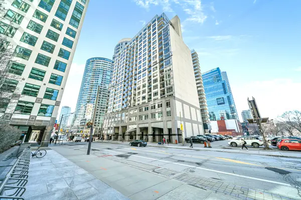 20 Blue Jays WAY #1615, Toronto C01, ON M5V 3W6