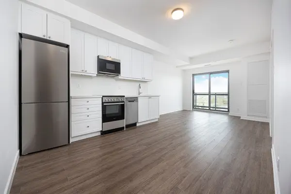 55 Clarington BLVD #1106, Clarington, ON L1C 0A1