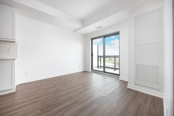 55 Clarington BLVD #1106, Clarington, ON L1C 0A1