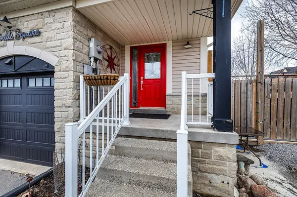 141 Dodds ST, Clarington, ON L1C 5N2