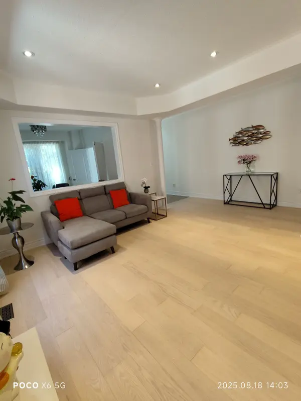 53 Larkmead CRES, Markham, ON L6C 3E1