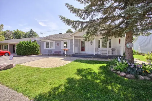 69 Corner Brook TRL, Innisfil, ON L9S 1N7