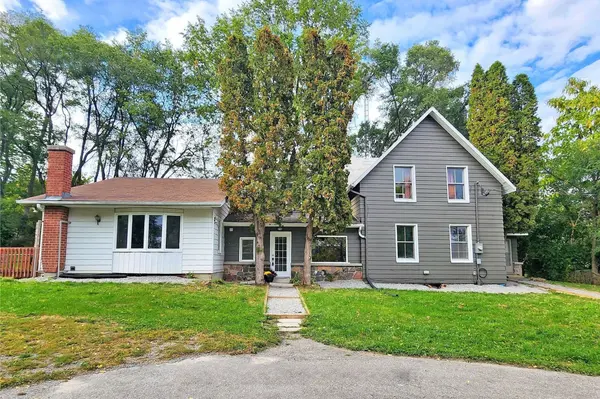 754 The Queensway N/A S #Main, Georgina, ON L4P 4C9