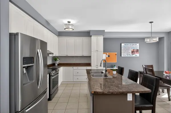 2090 Webster BLVD, Innisfil, ON L9S 0J2